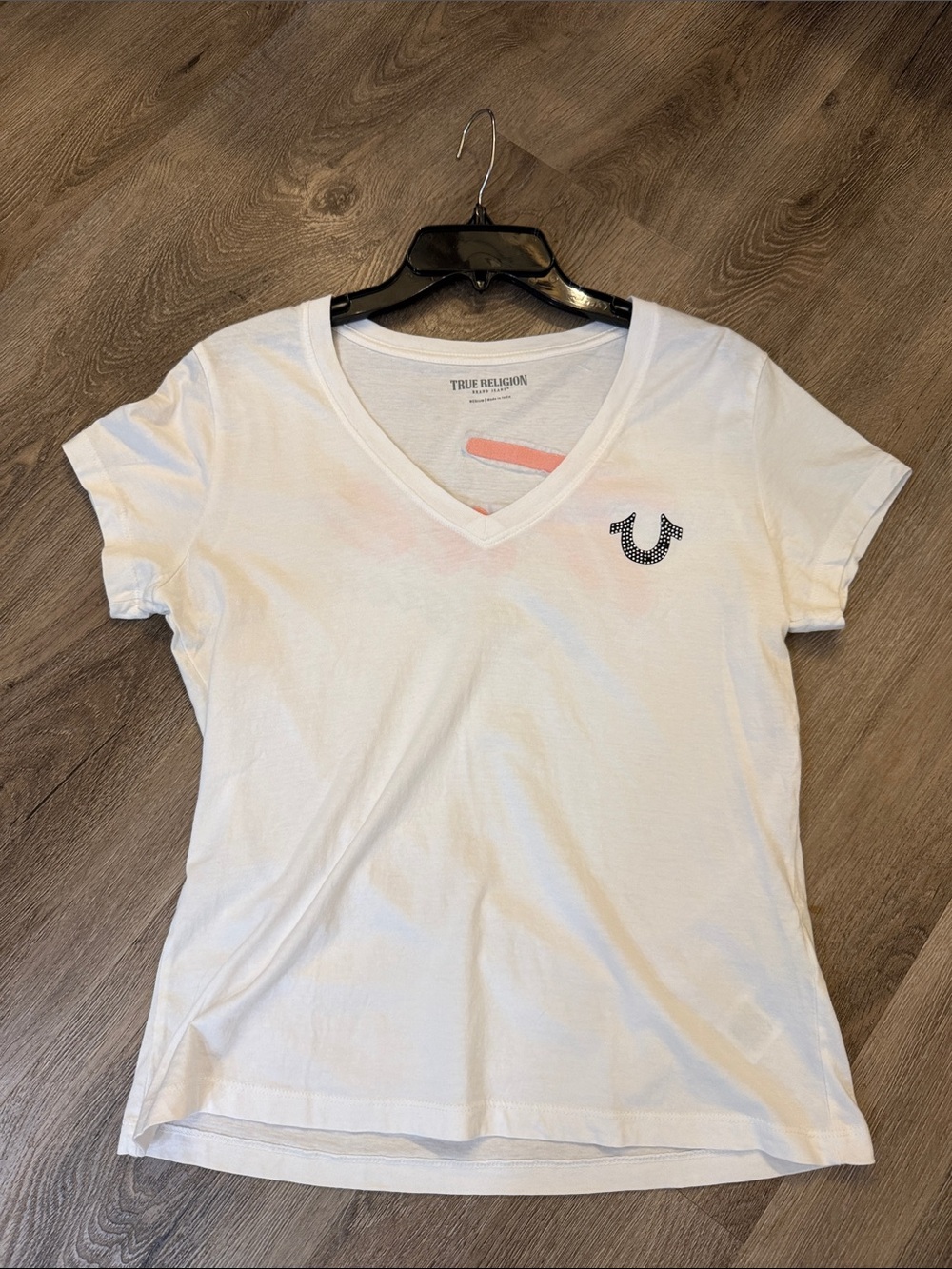 True Religion White V-Neck Short Sleeve Logo Tee with Black Horseshoe